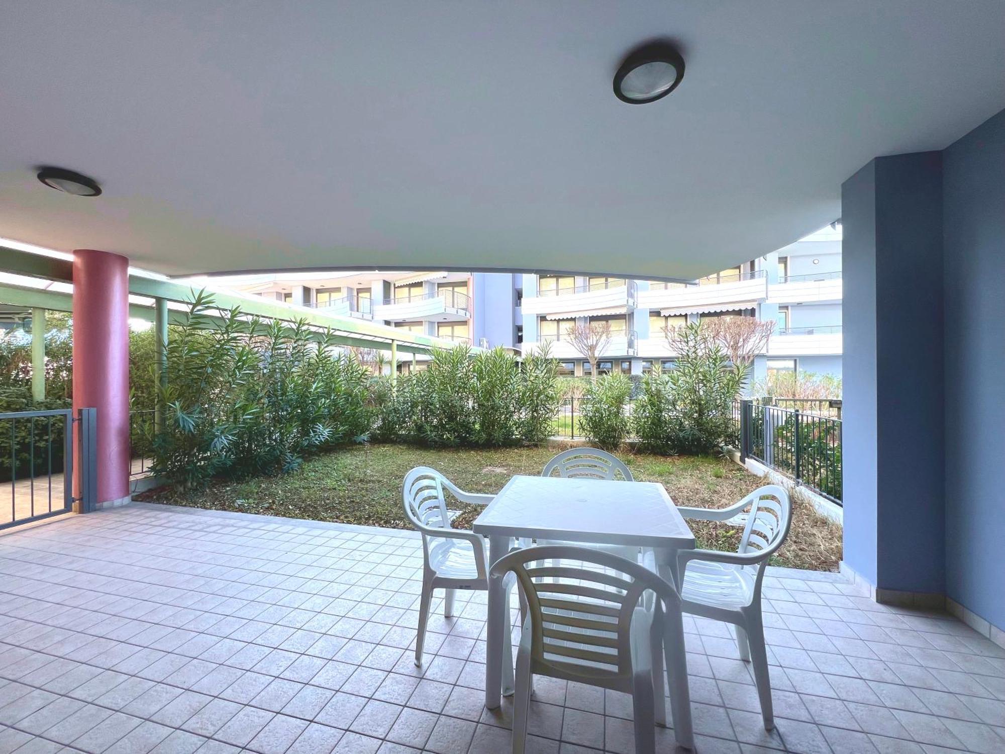 Costa Azzurra Apartment Градо Номер фото